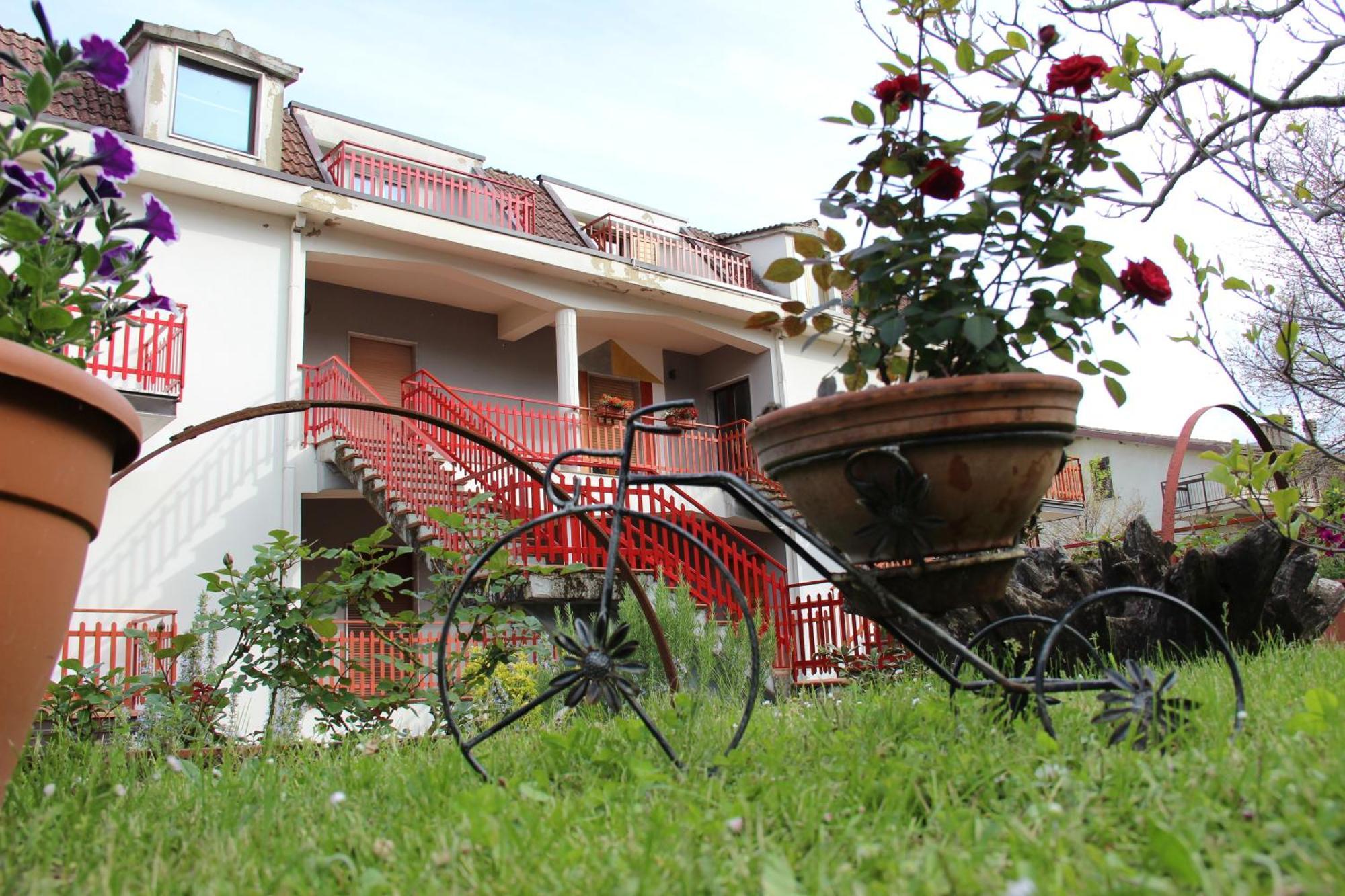 Lucanto Accommodations Calvello Exterior photo